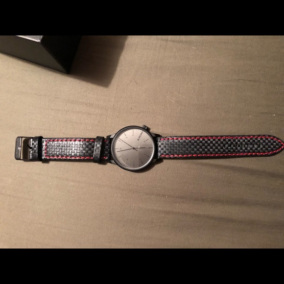 Komono watch bnib changed the band - Picture 1 of 2